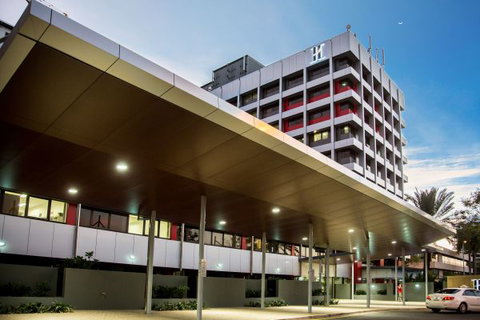 H Hotel - ACT Tourism 0